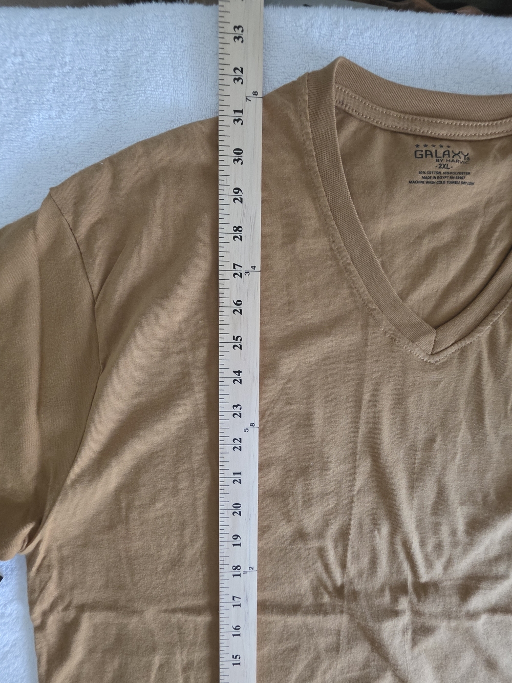 Galaxy By Harvic Men's V-Neck Short Sleeve Shirt in Camel - Picture 4 of 6